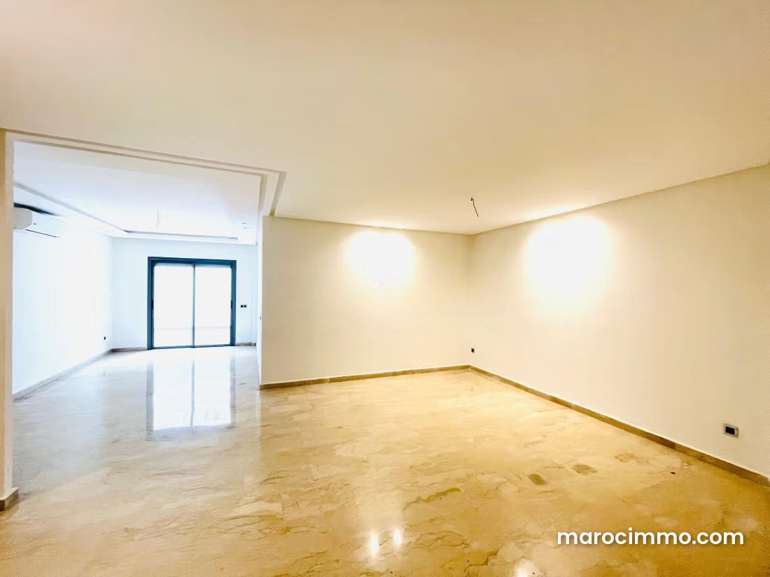 140 sqm Apartment with Terrace, Val Fleuri, Casablanca — Casablanca