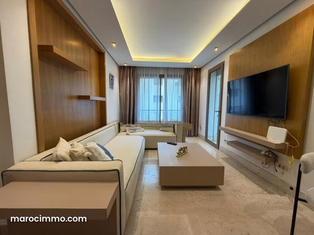 Golden Triangle/2-Bedroom Apartment with a 9th-Floor Balcony — 2