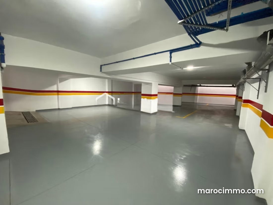 85 sqm Office for Rent in Beauséjour, Casablanca, with Terrace — Casablanca