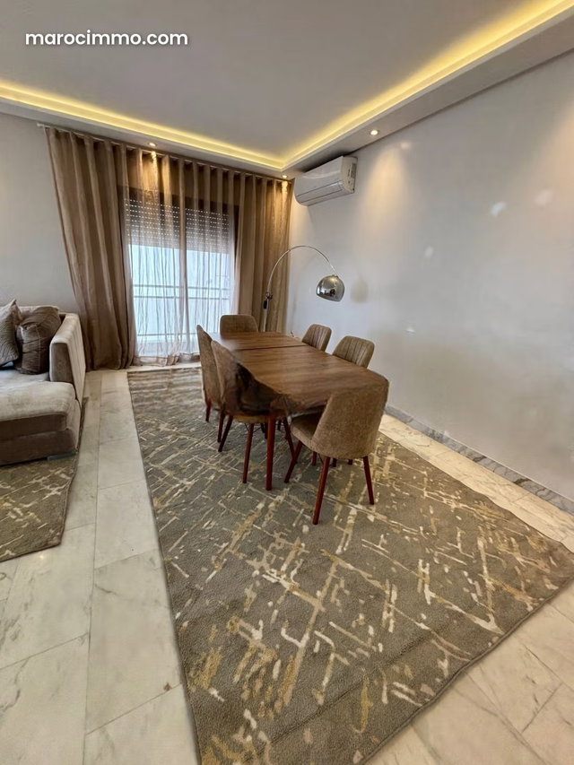 Appartement en location à Anfa. Surface totale 160 m². Meublé — 3