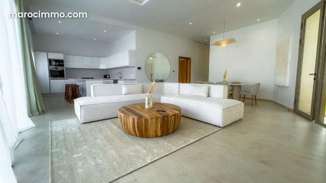 Belle villa disponible pour location annuelle — 2