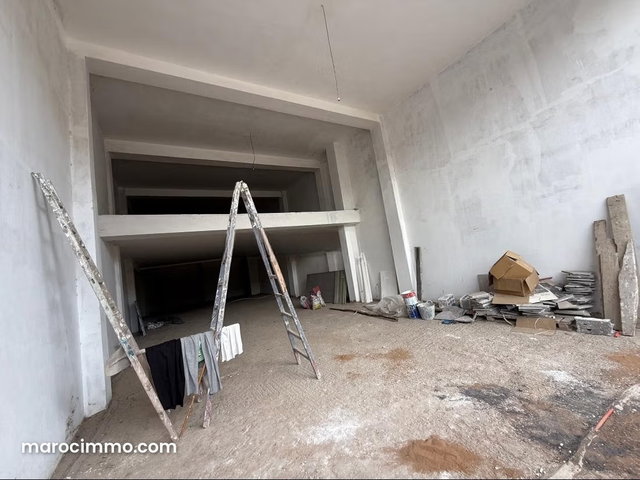Local commercial 254m2 riviera — 3