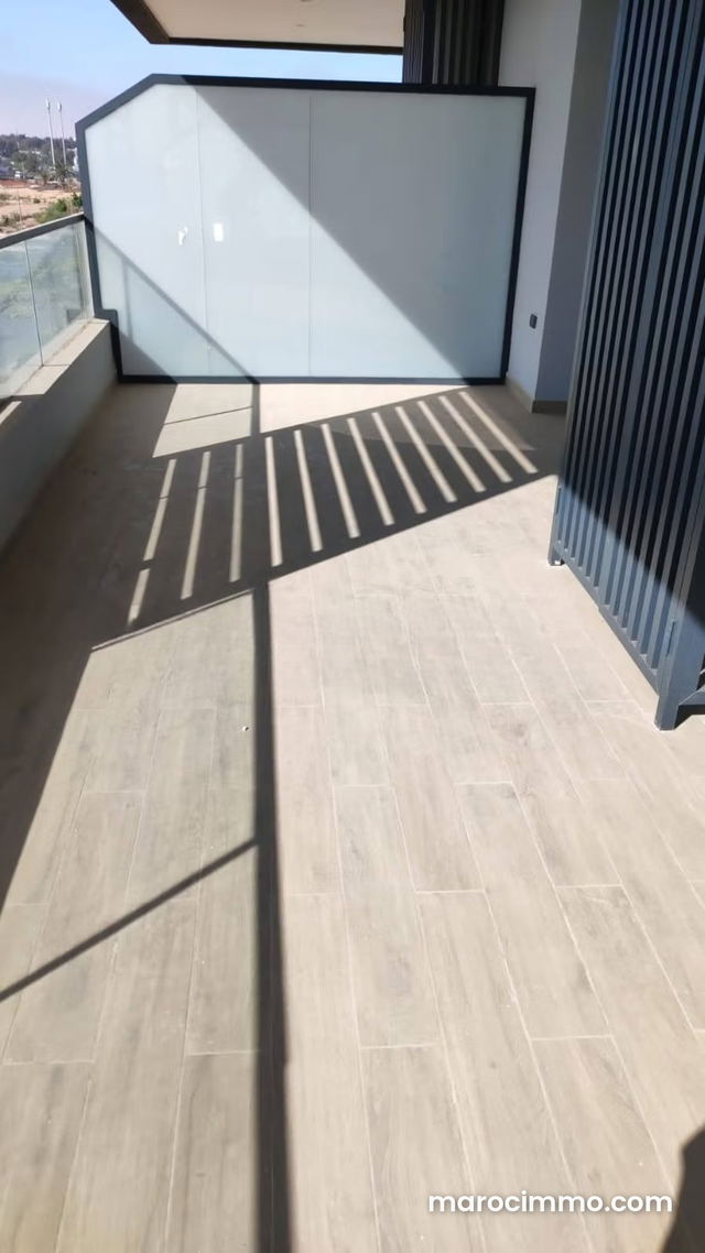 À louer – Superbe studio vide 60 m² à CFC — Casablanca