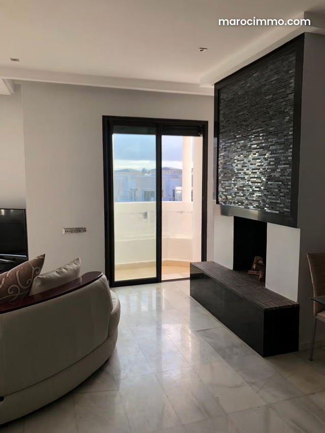 Vacant Apartment for Rent in Ville Verte. 2 Large Rooms — Bouskoura