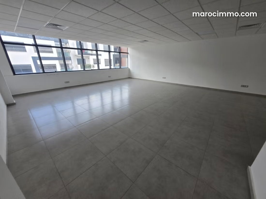 75 sqm office for rent in Hay Hassani, Casablanca — Casablanca