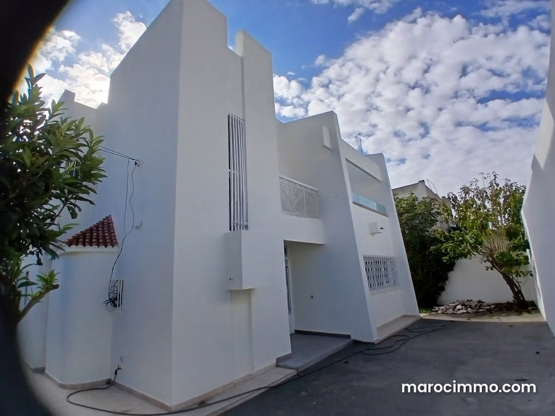4-Bedroom Villa with Garden and Garage in Drissia, Tangier — Tangier