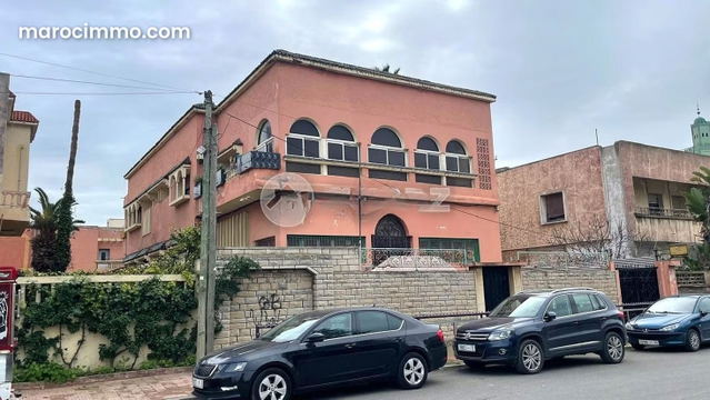 For Sale: 575 m² Villa, 14 Rooms in Aïn Sebaâ, Casablanca — Casablanca