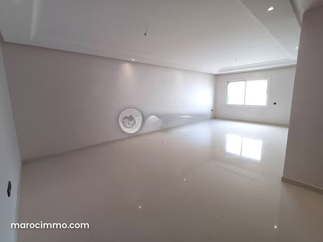 WINDSOR GROUPE LAHLOU IMMO Appartement à vendre 136 m², 3 chambres Val Fleurie Casablanca — 2