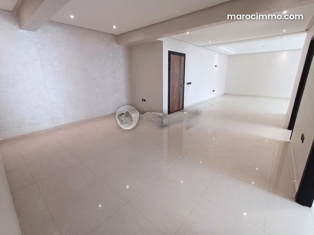 WINDSOR GROUPE LAHLOU IMMO Appartement à vendre 136 m², 3 chambres Val Fleurie Casablanca — 4