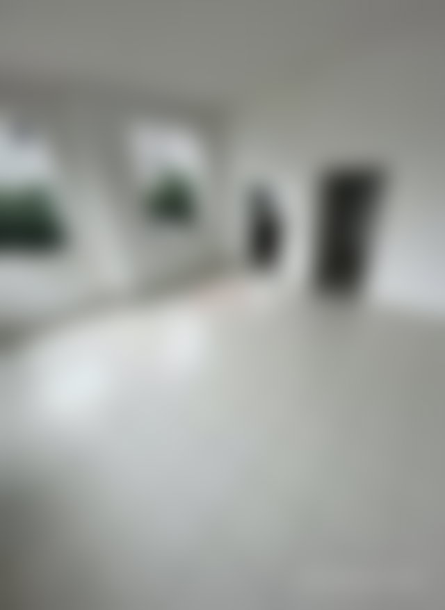 98 m² commercial premises for sale in central Bouskoura, ideal for service businesses — 2