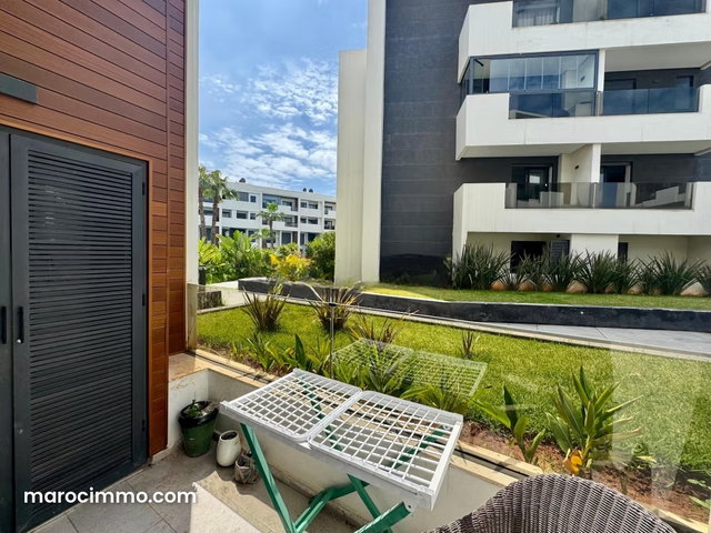 Duplex meublé vue piscine & jardin – Ville Verte — 4