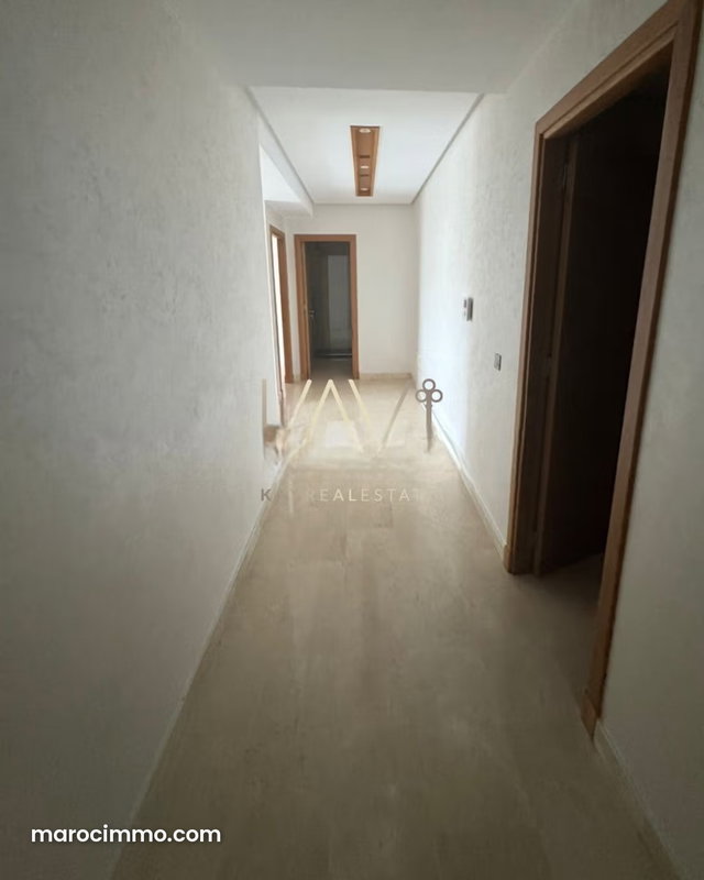 Unfurnished Apartment in Iberie — 4