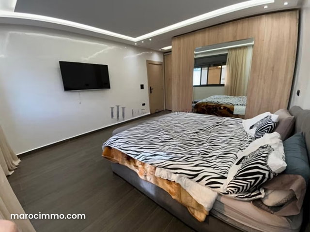T3 DE 118M² 2 CHAMBRES — 2