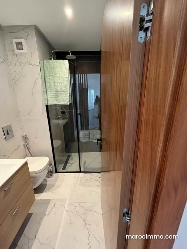 A louer studio meublé 58m2 CFC — 4