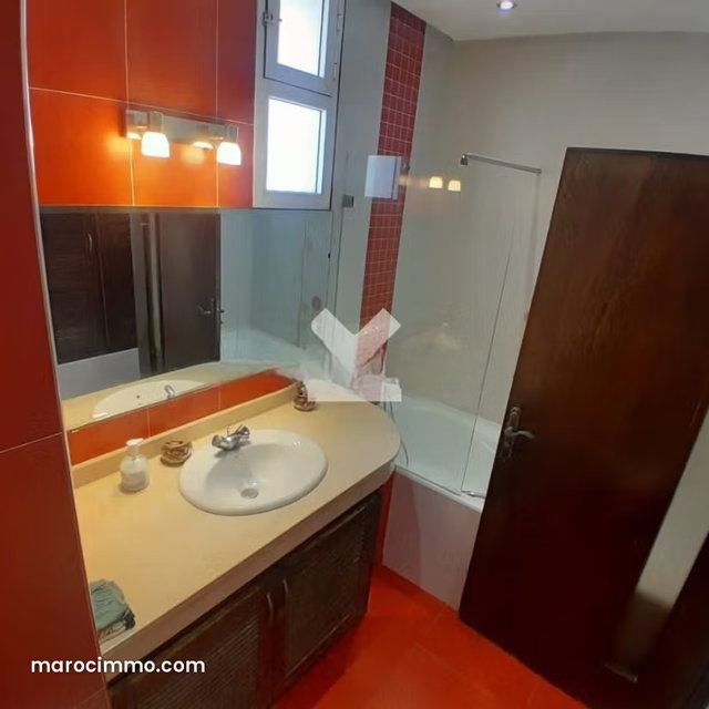 Appartement à Vendre de 119.0 m² à Casablanca, Hopitaux — 3