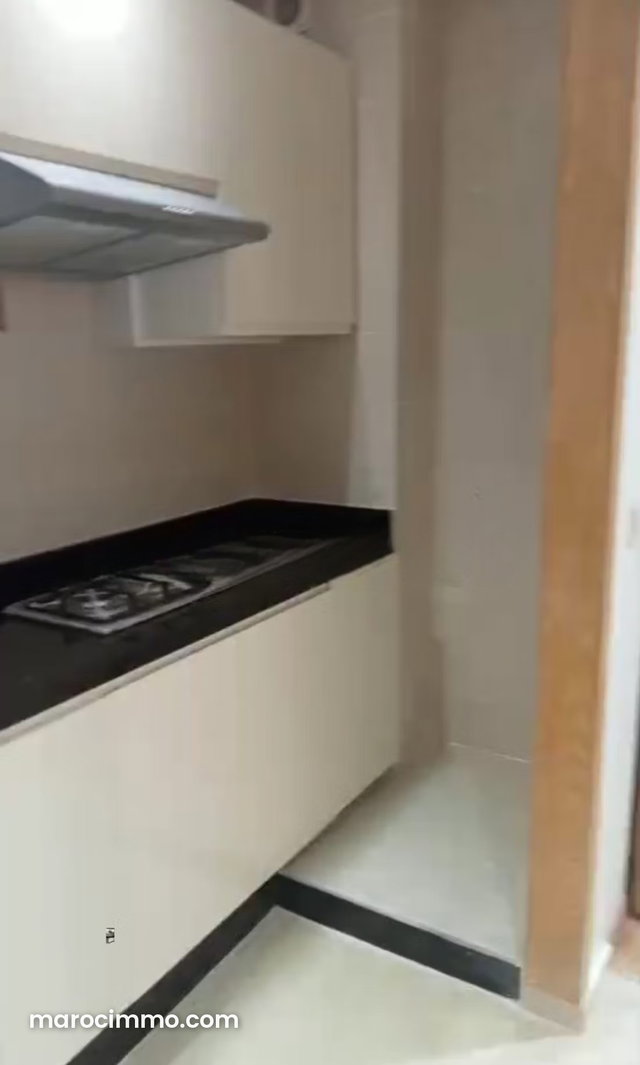 2 Studios à louer à l'hivernage — 3