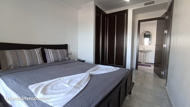 Furnished F3 Apartment with Sea View in Corniche — 4