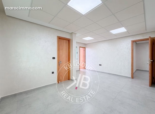 Bel appartement à vendre à Massira 4 grandes pièces — 2