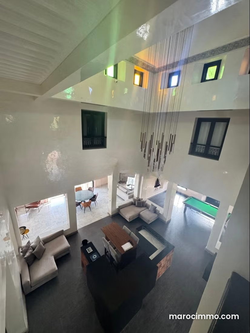Villa 700 m² sur 5000 m² de parc, Route de Ouarzazate, Marrakech — Marrakech
