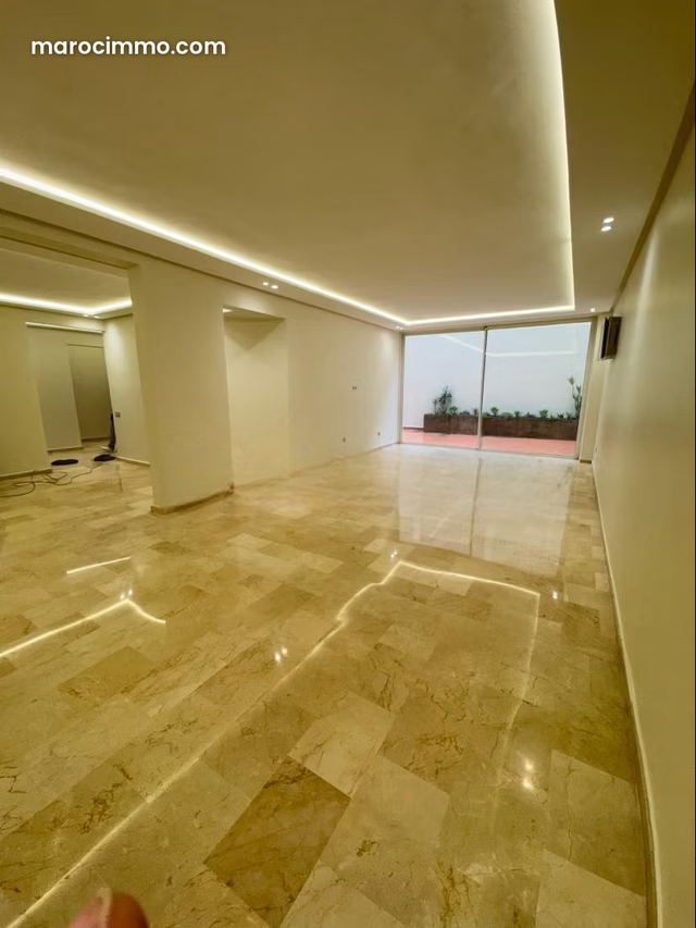 4 Bedroom Apartment for Rent in Maarif Extension Quarter — Casablanca