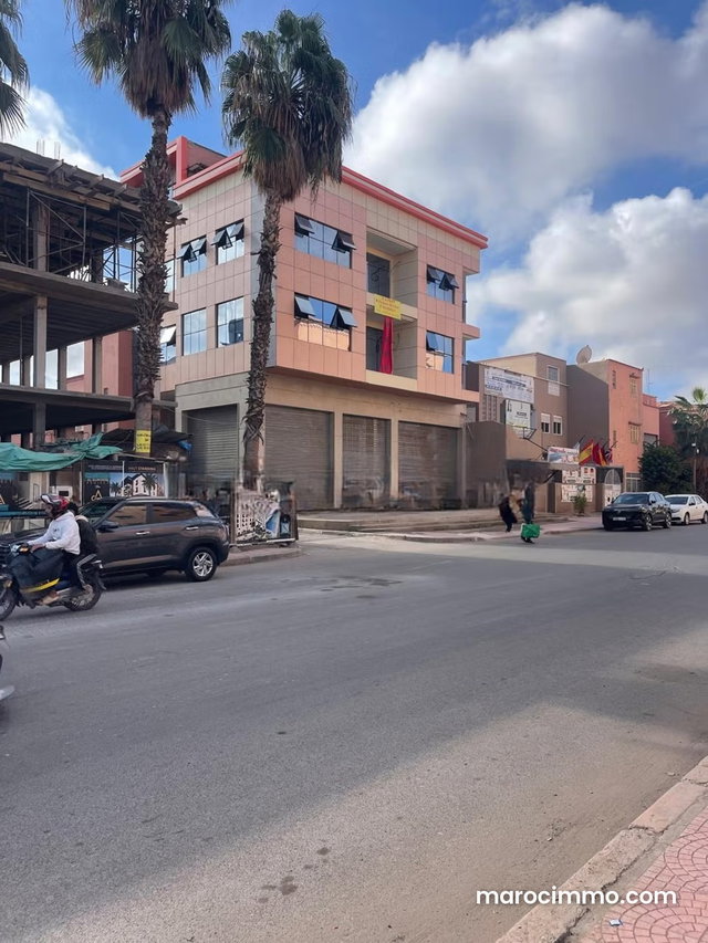 Magasin à louer à daoudiat — 5