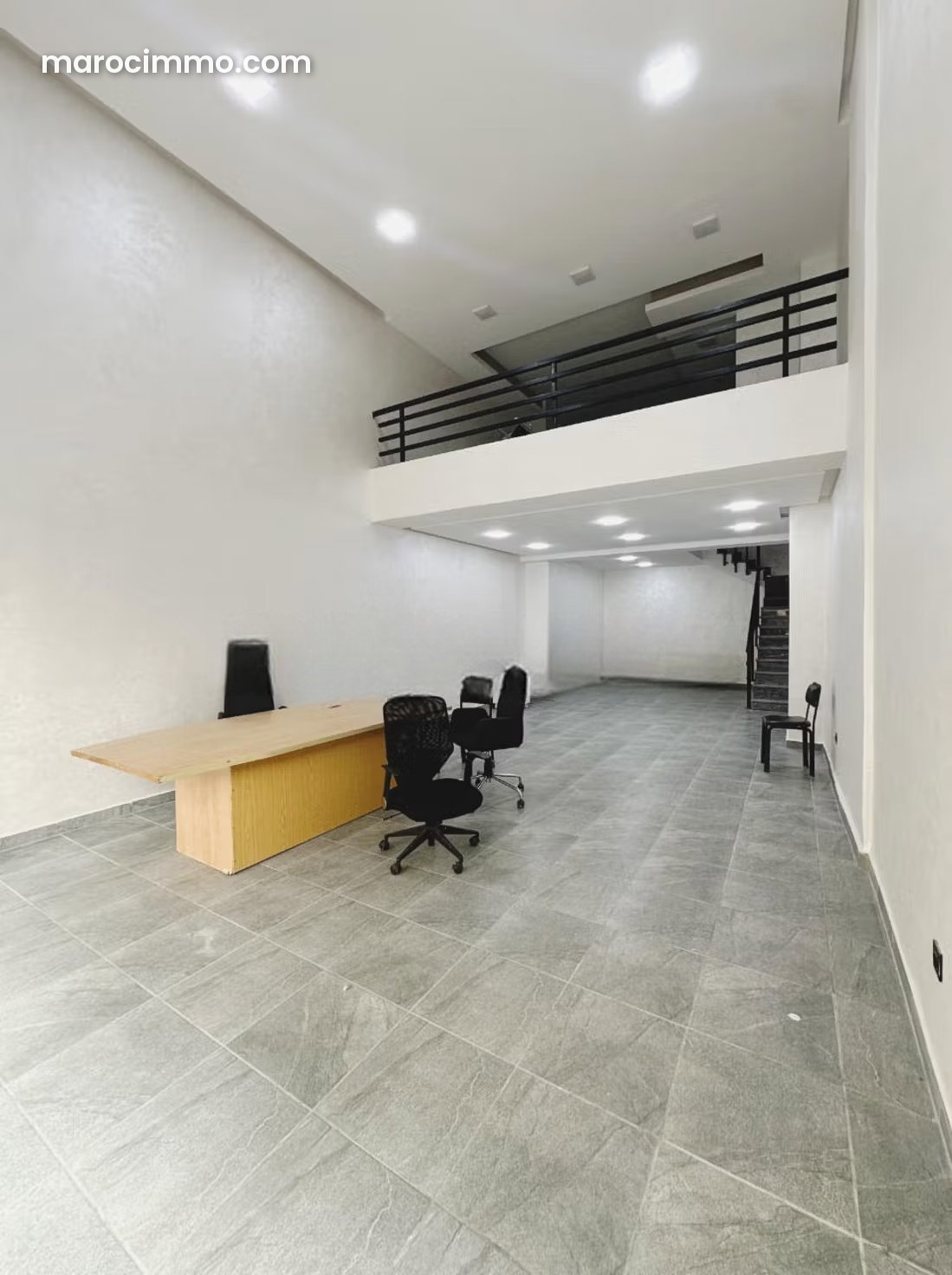 99 m² Commercial Premises, Hôpitaux District, Casablanca — Casablanca