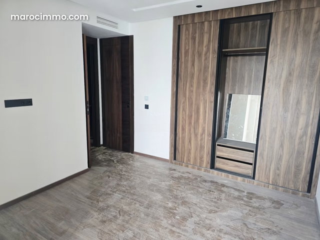 Investment Opportunity - Prime Property for Sale — 5