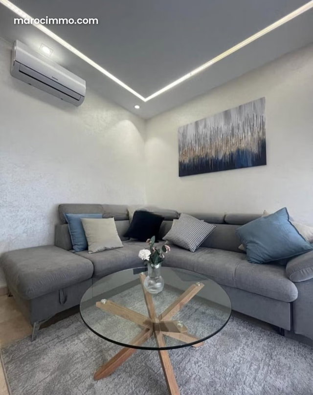 Studio meublé à louer – Quartier Les Princesses 42 m² — 2