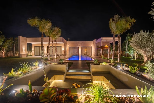 Route de l'Ourika: Villa de luxe à vendre meublée, 5 Suites, — 4