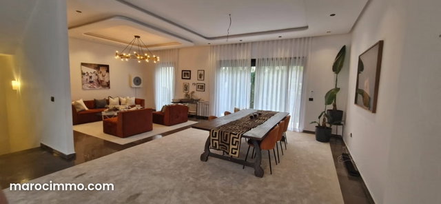 Joli villa à louer à Ain Diab Extension — 5