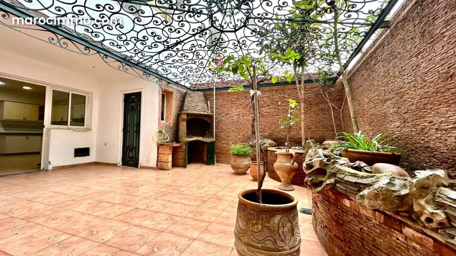 274 m² Apartment, 3 Bedrooms, Golden Triangle, Casablanca — Casablanca