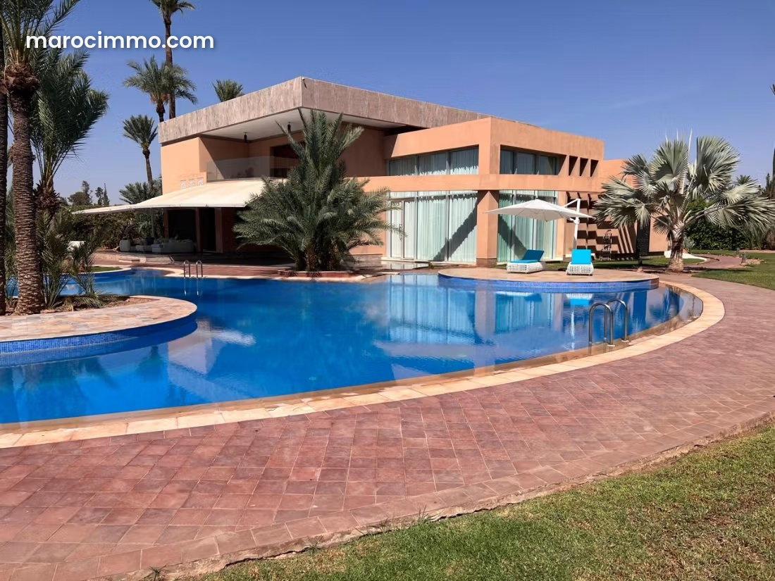 1,450 m² Villa in the Palmeraie, Marrakech: One-Hectare Estate — Marrakesh