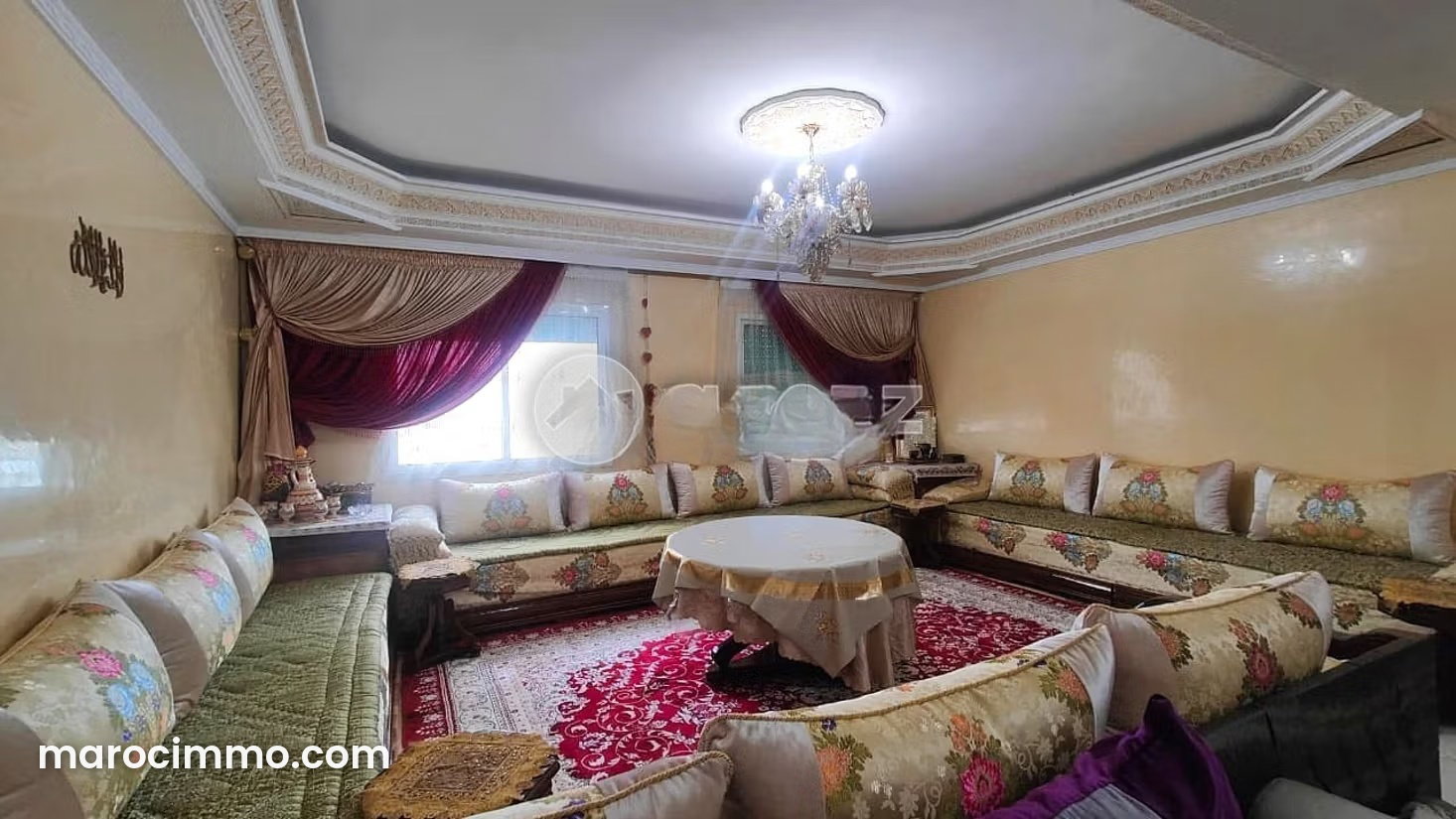Spacious Family Apartment in Hay Chrifa, Casablanca, with Terrace — Casablanca