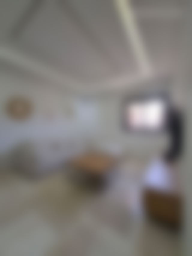 شقة مفروشة راقية بثلاث غرف للبيع بحي عين مزوار مراكش — مراكش