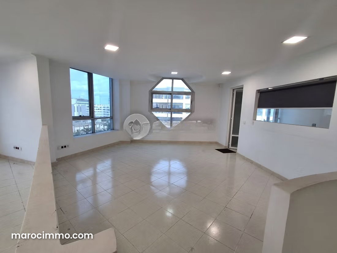 Bureau 110 m² à louer à Beauséjour Casablanca — Casablanca