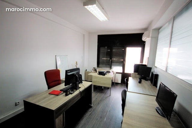 Ideal investment opportunity for a commercial office for rent — 4