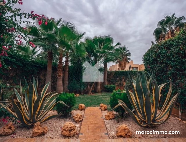 Villa à Vendre de 573.0 m² à Marrakech, Prestigia — 2