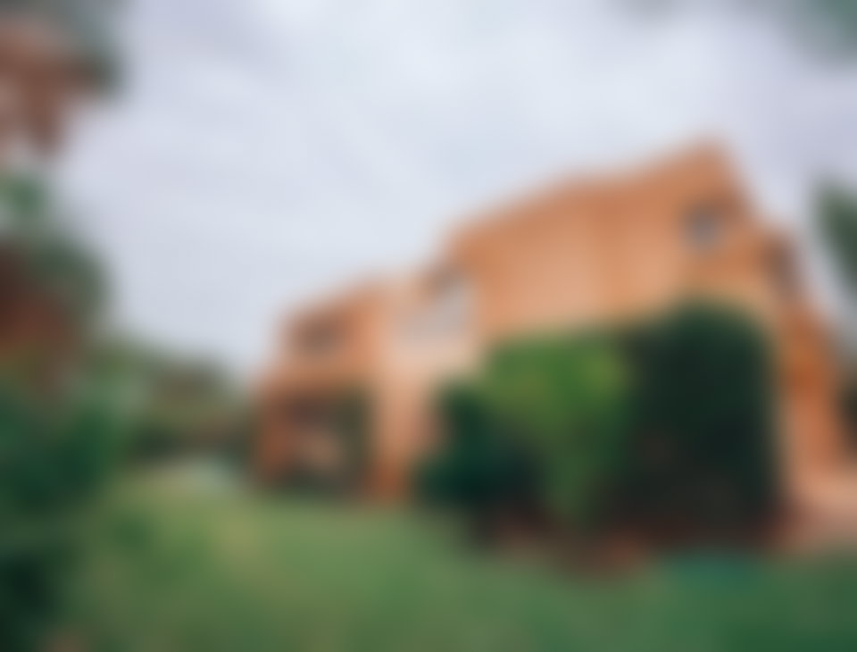 فيلا جديدة راقية للبيع بأكدال مراكش