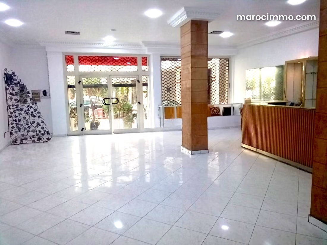 195 m² Commercial Premises, Golden Triangle, Casablanca — Casablanca