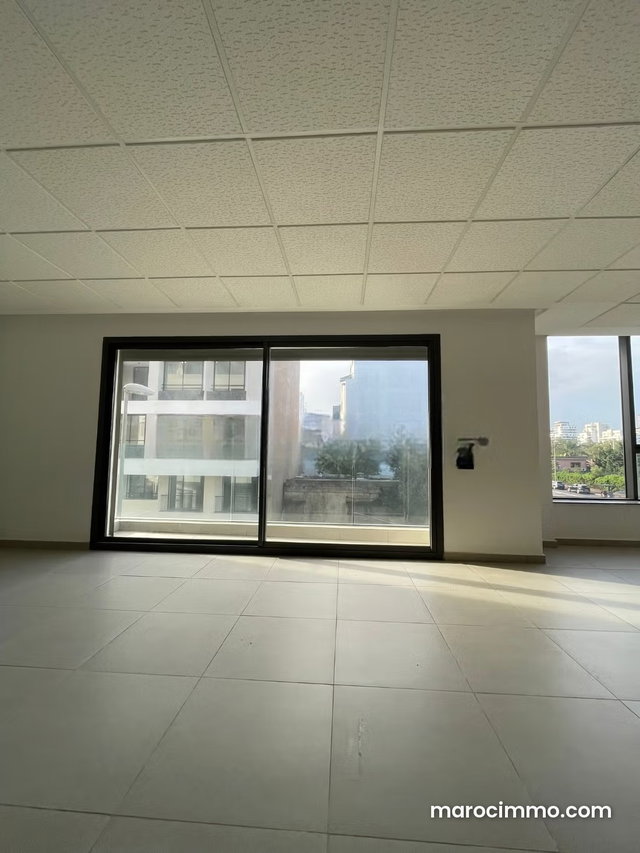 Bureaux à louer face du Caf — 4