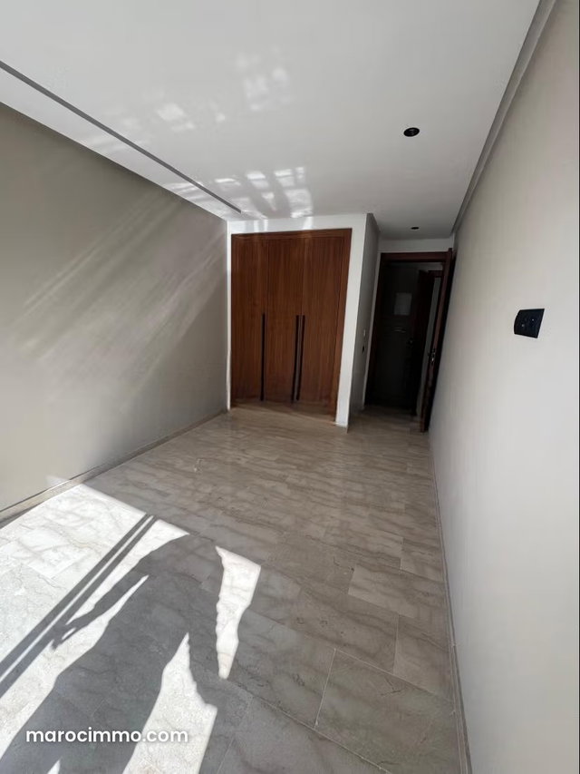 Luxurious Studio for Rent in Oasis. 1 Bedroom. With Elevator and Balcony — 3