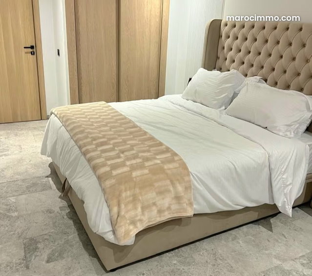 Studio neuf premium de 73 m² avec grande terrasse à louer – Quartier des Hôpitaux — 4