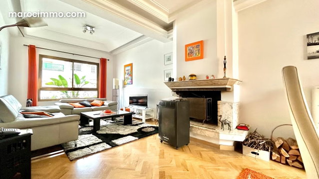 Magnificent duplex for rent VACANT Racine 3 bedrooms — 2