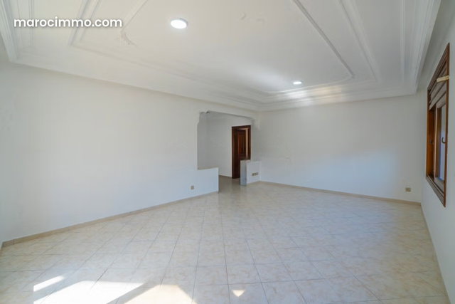 Appartement Bijou étage élevé Les Hopitaux — 5