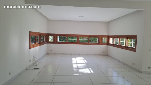 Villa à louer avec piscine – Souissi — 5