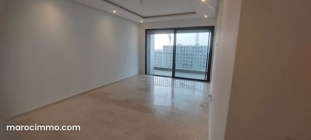 Appartement vide en location à Riyad. 4 pièces. Ascenseur — Rabat