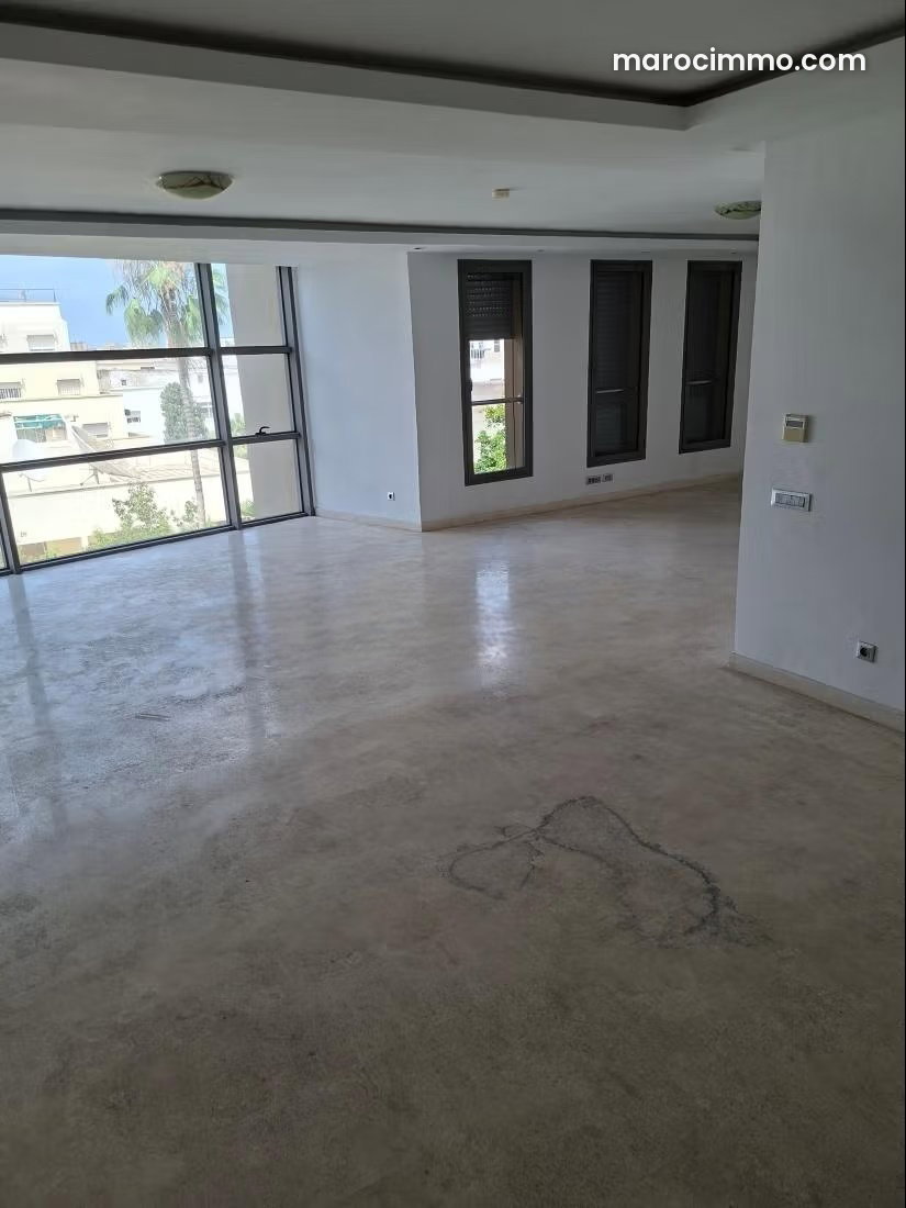 Appartement 5 pièces meublé, 204 m², Racine, Casablanca — Casablanca