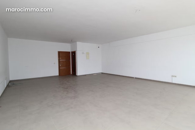 Plateau bureau de 65m² sur l’avenue Moukawama — 2