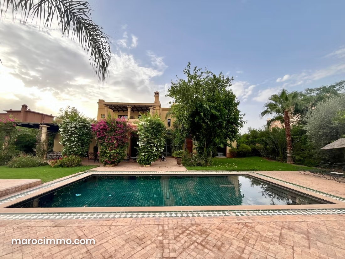 Villa 500 m² avec piscine et vue montagne, Route d'Amezmiz — Marrakesh