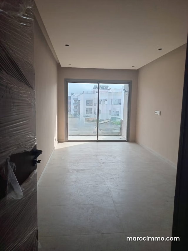 Superbe studio à louer au quartier Riviera — 3